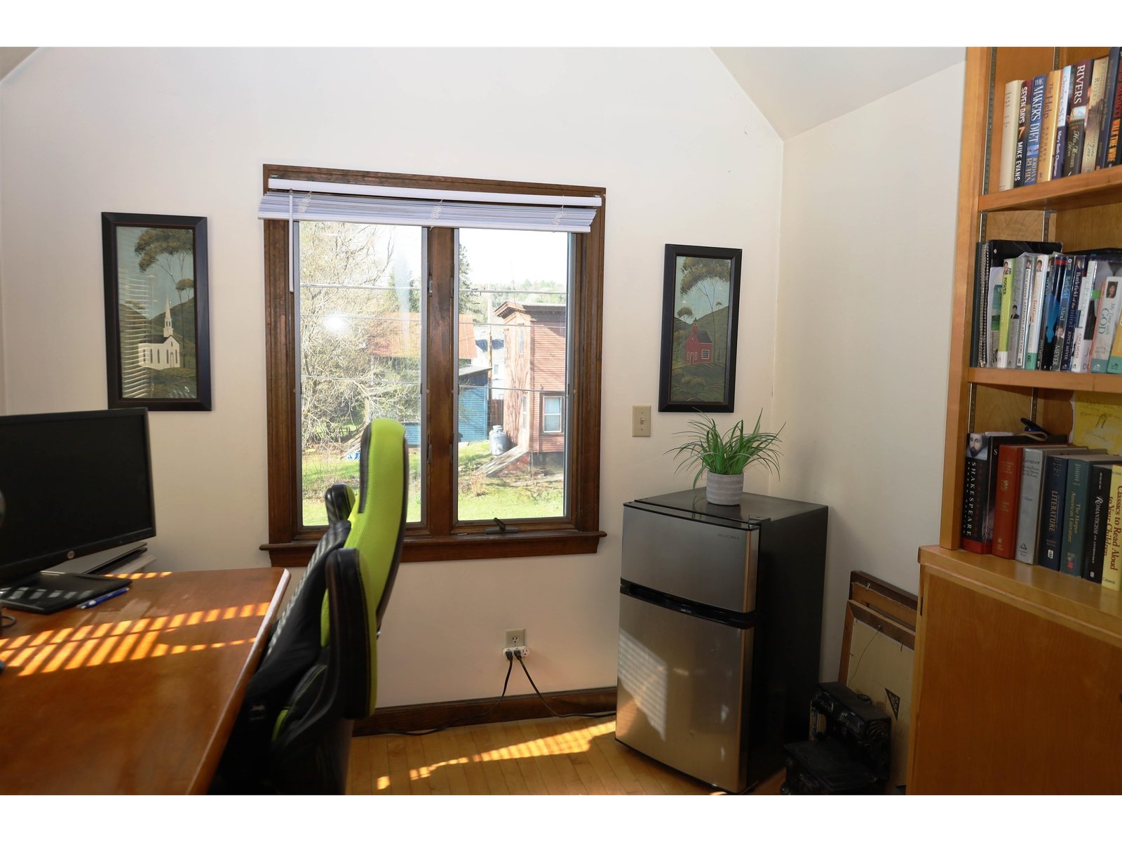 2nd floor office nook