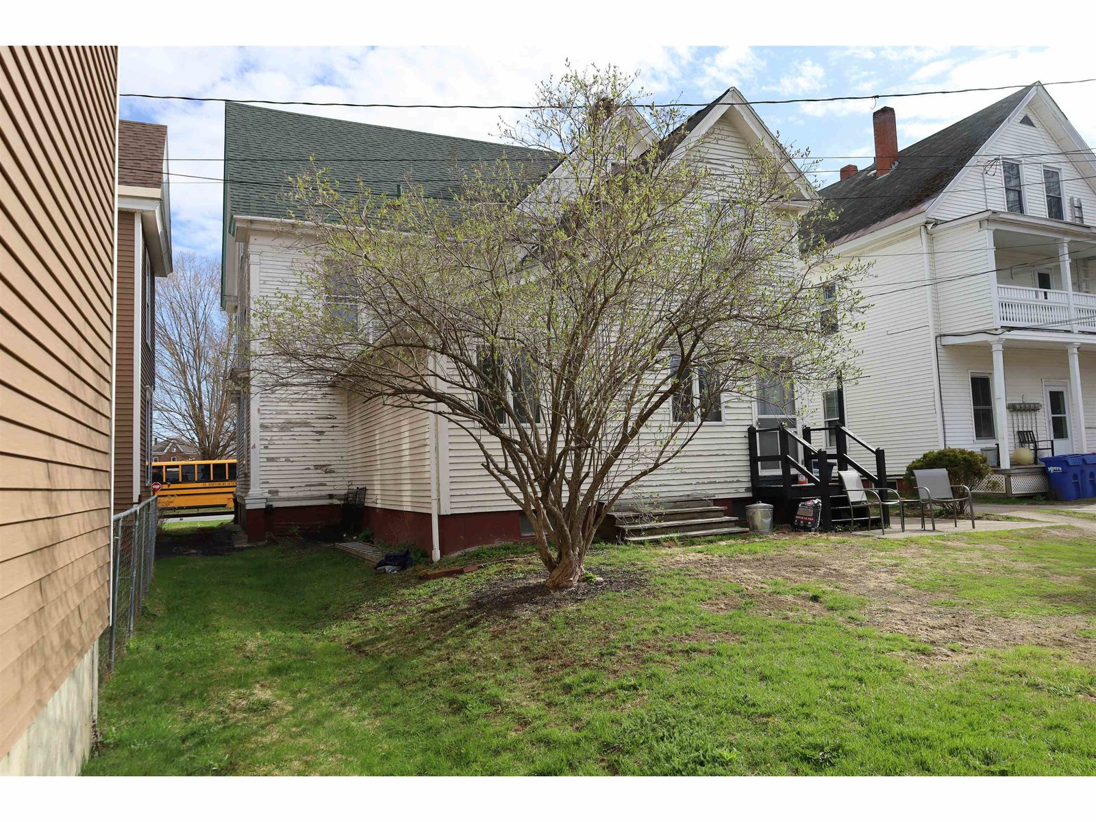 51 Maple Street