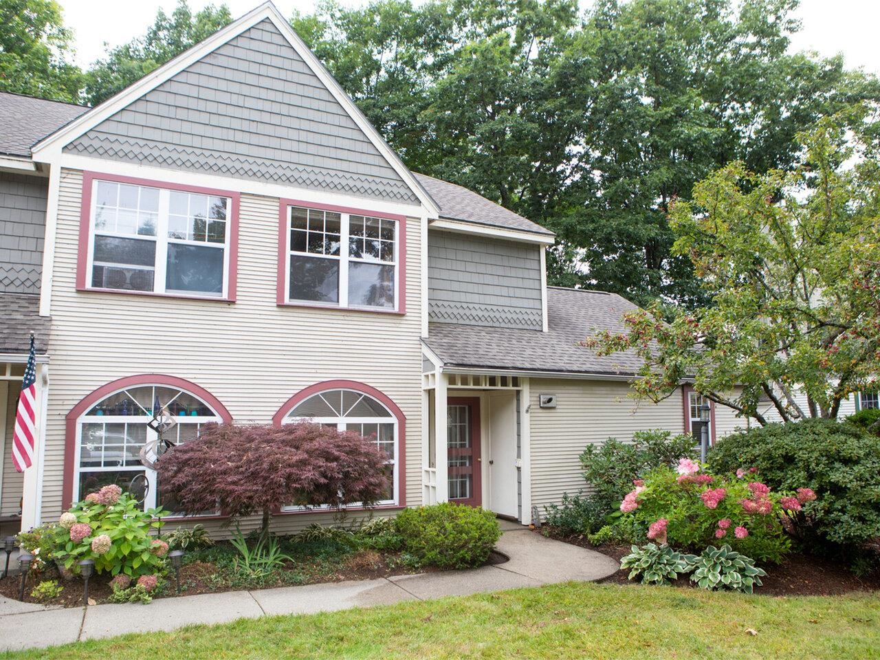 51 Northshore Drive, Burlington