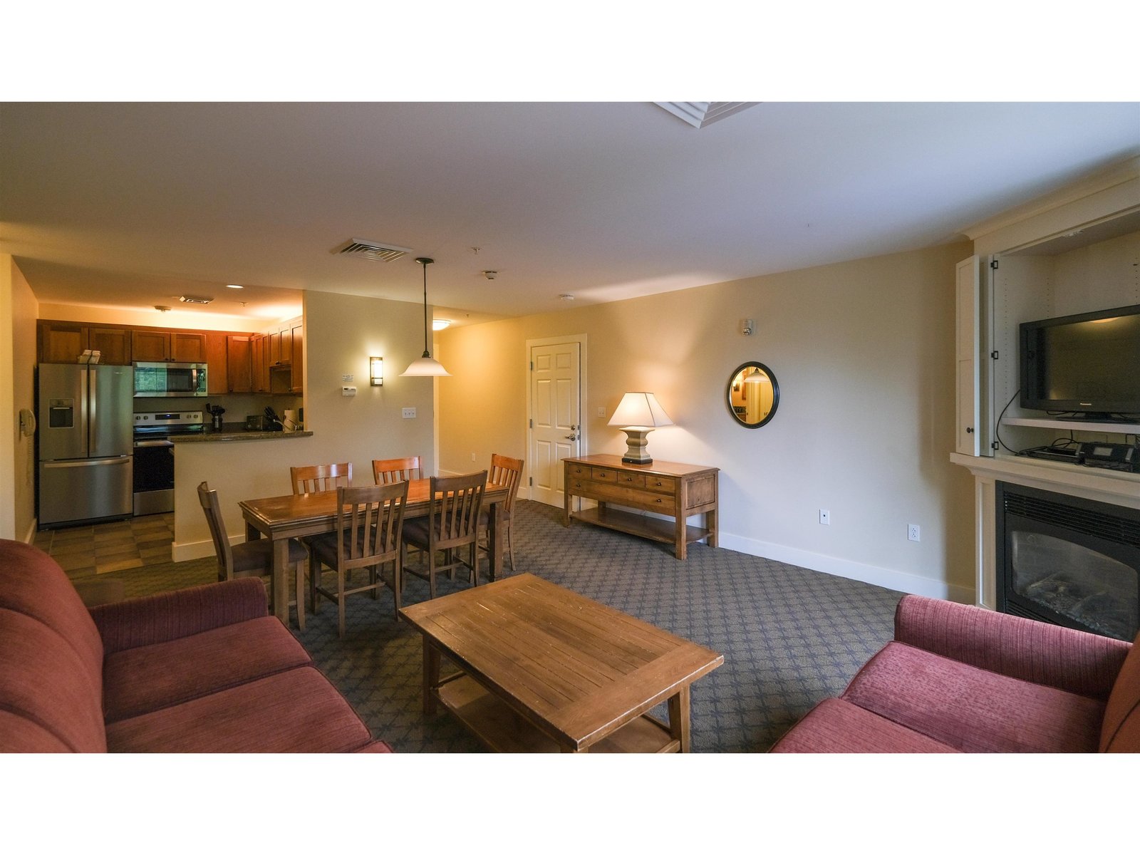 510/512 QIII Jackson Gore Adams House, Unit 510/512 QIII