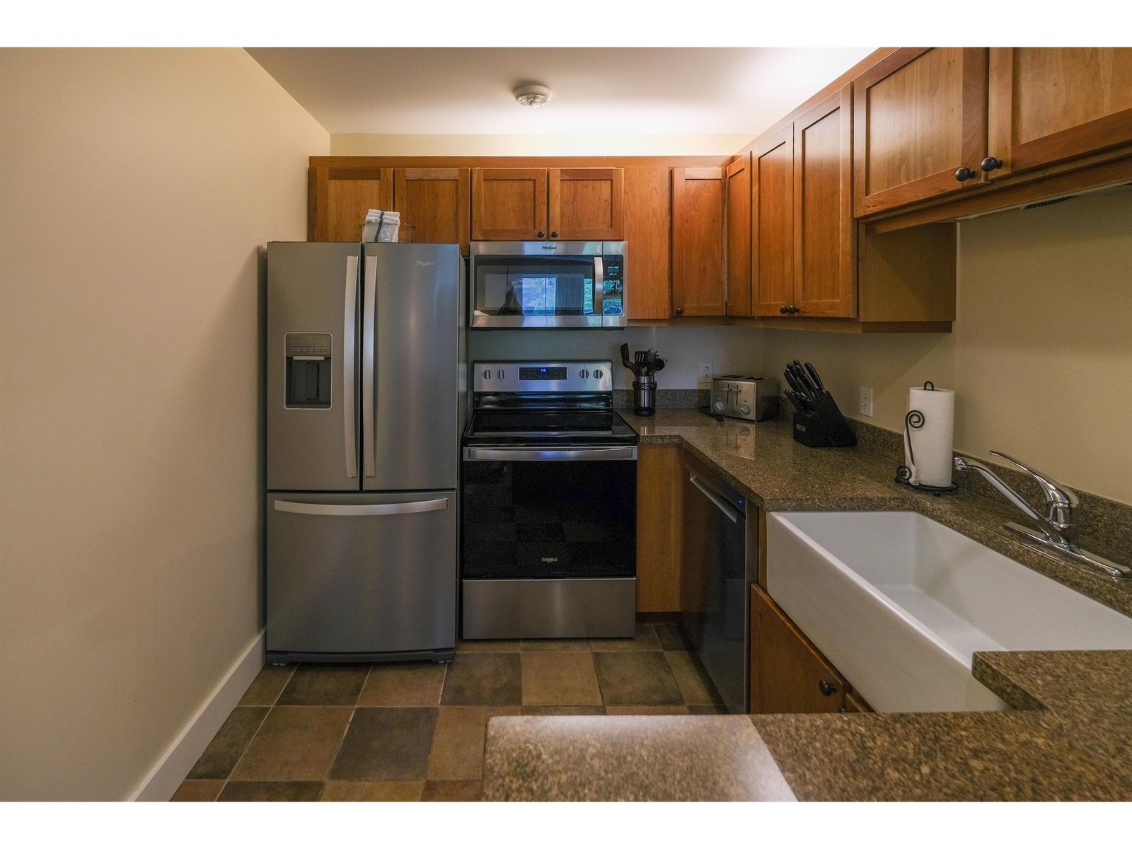 510/512 QIII Jackson Gore Adams House, Unit 510/512 QIII
