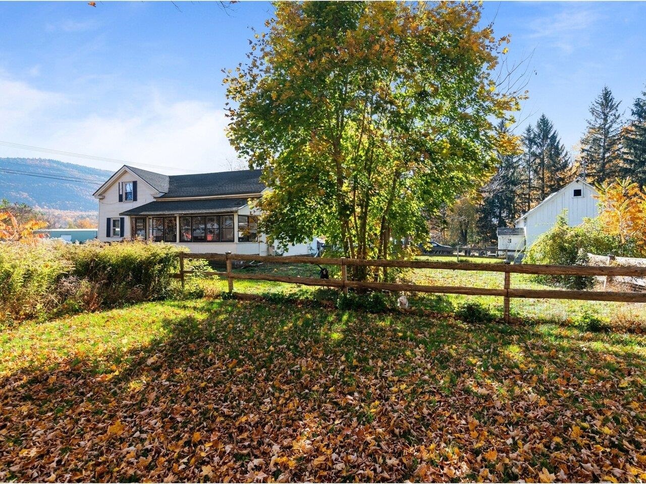 512 South 116 Road