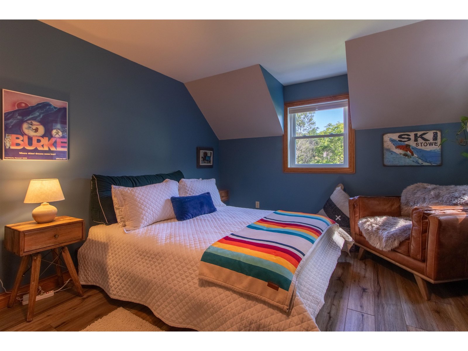 1st 2nd floor bedroom with sunroom