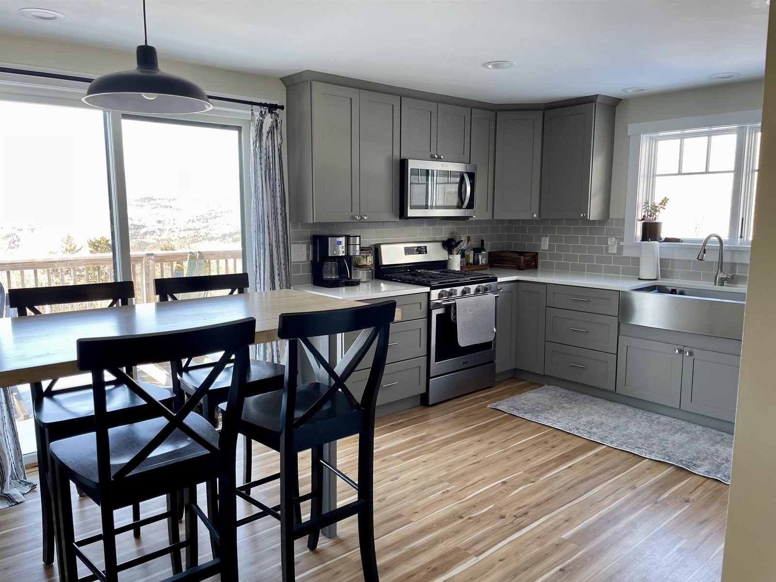 516 Cartwheel Road