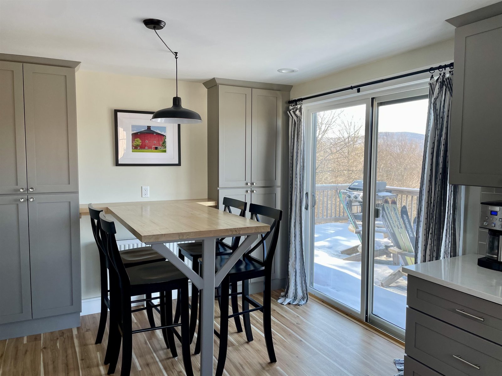516 Cartwheel Road