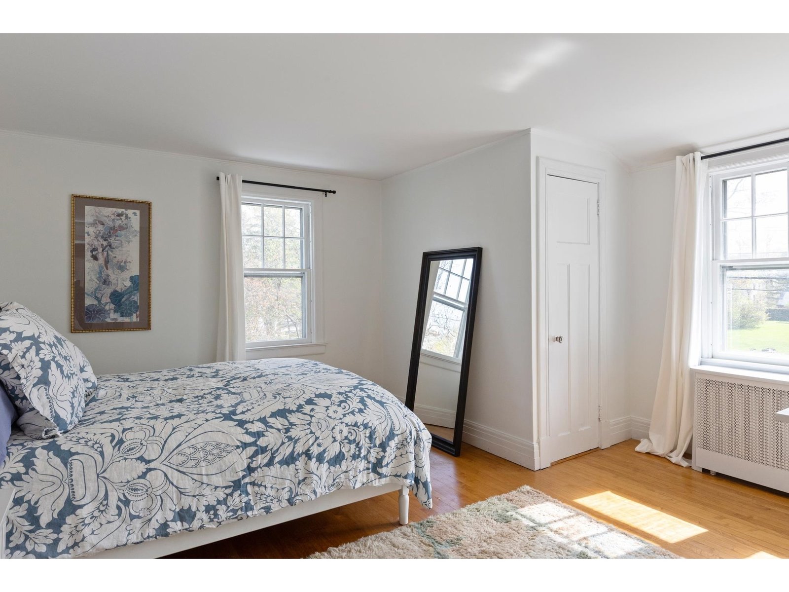 Main House - Primary Bedroom