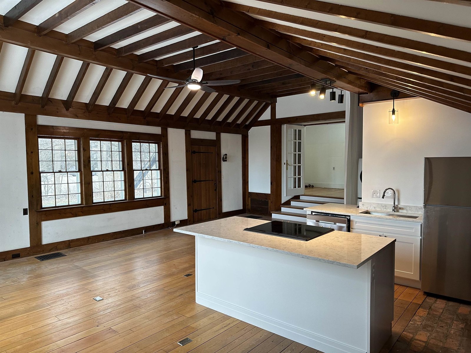 ADU - 1930's Addition with Vaulted Ceiling