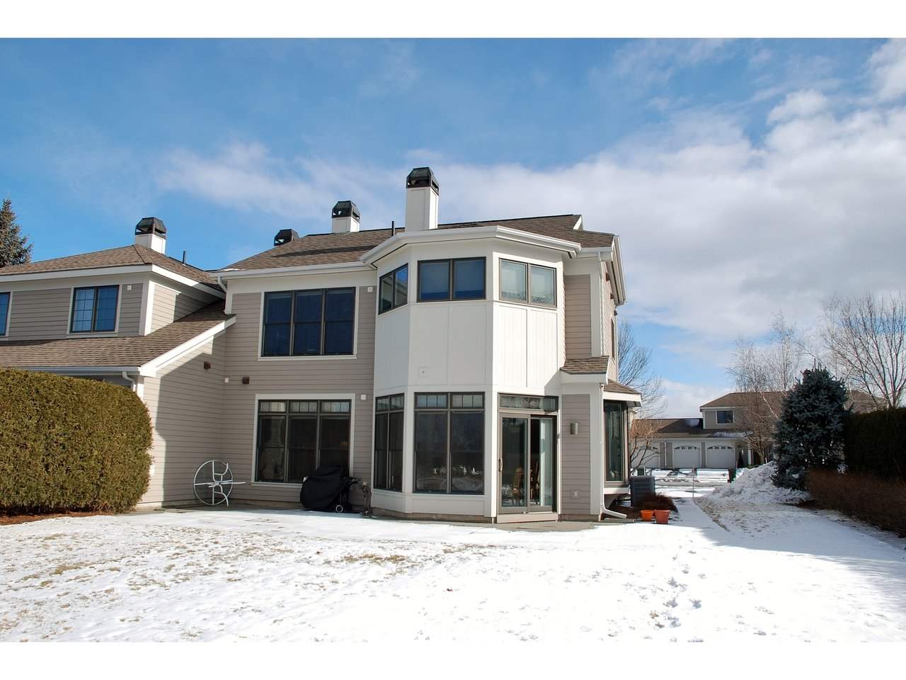 517 Golf Course Road