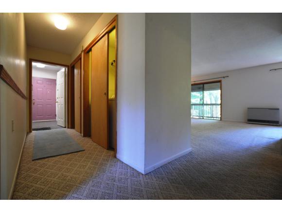 52 Hawthorne Circle, Unit 52