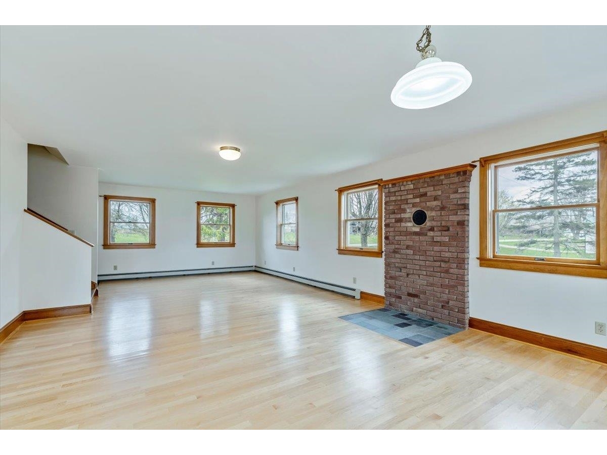 52 Lakewood Drive