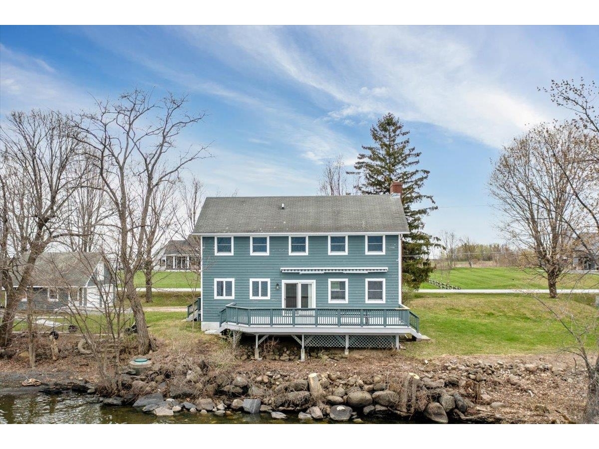 52 Lakewood Drive