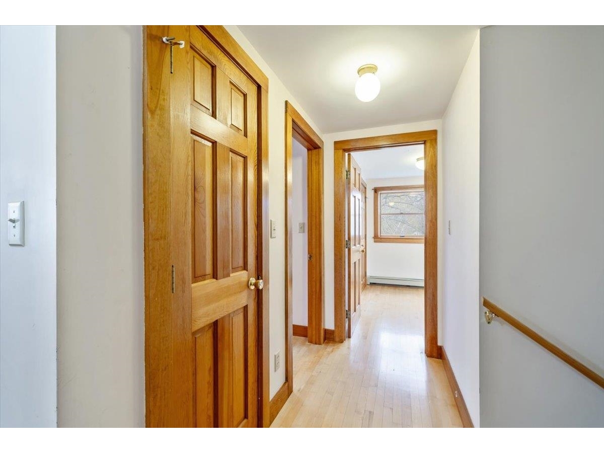 52 Lakewood Drive