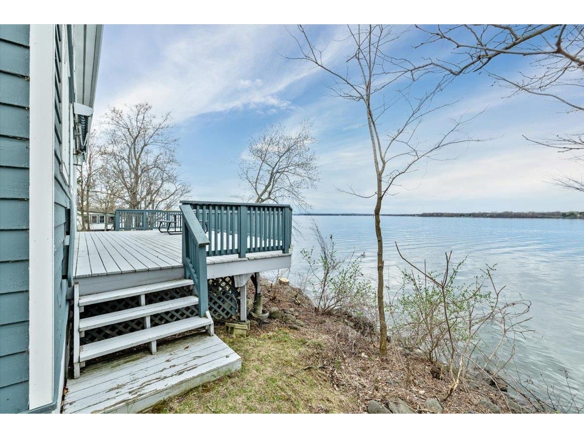 52 Lakewood Drive