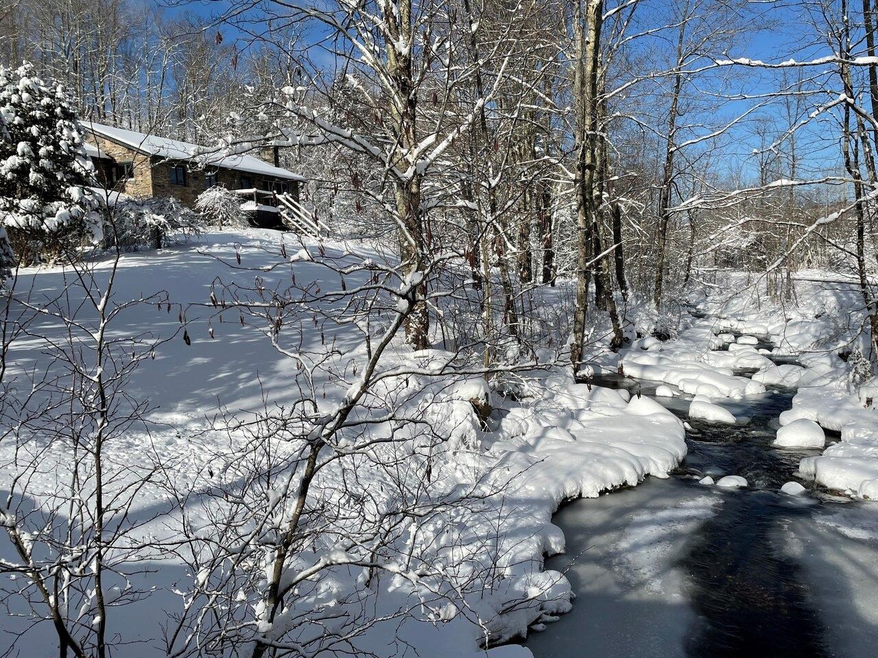 52 Stevensville Road