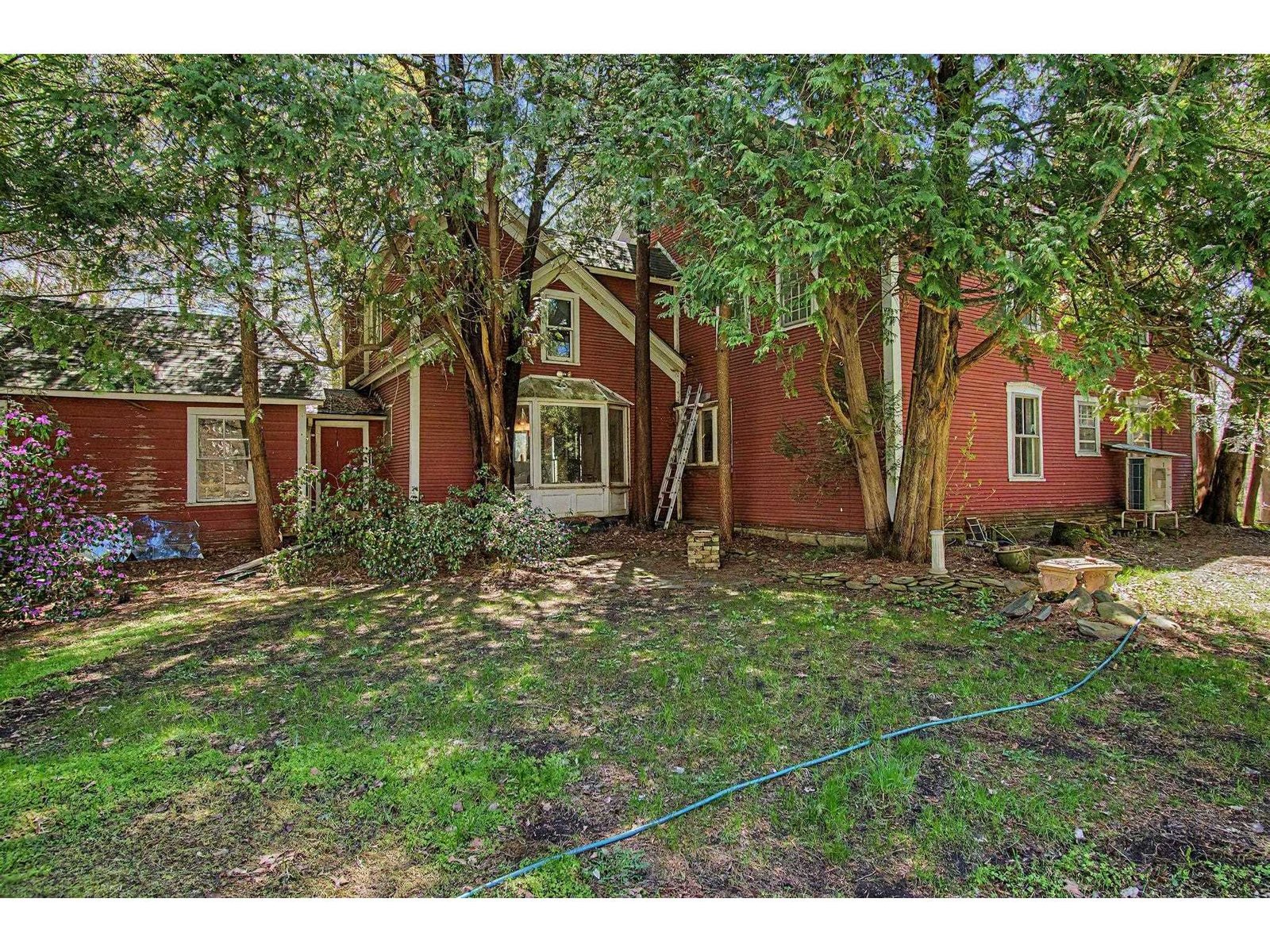 52 Weed Road