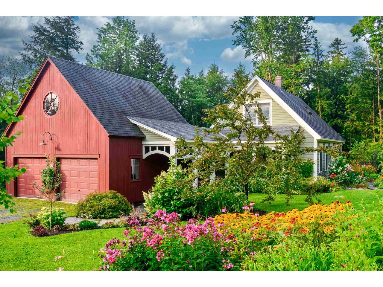 522 Worcester Loop