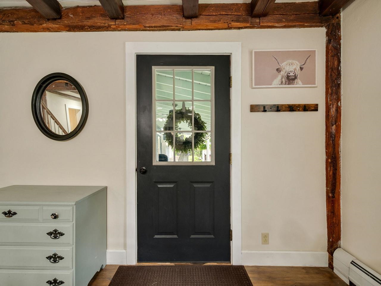 Kitchen entry