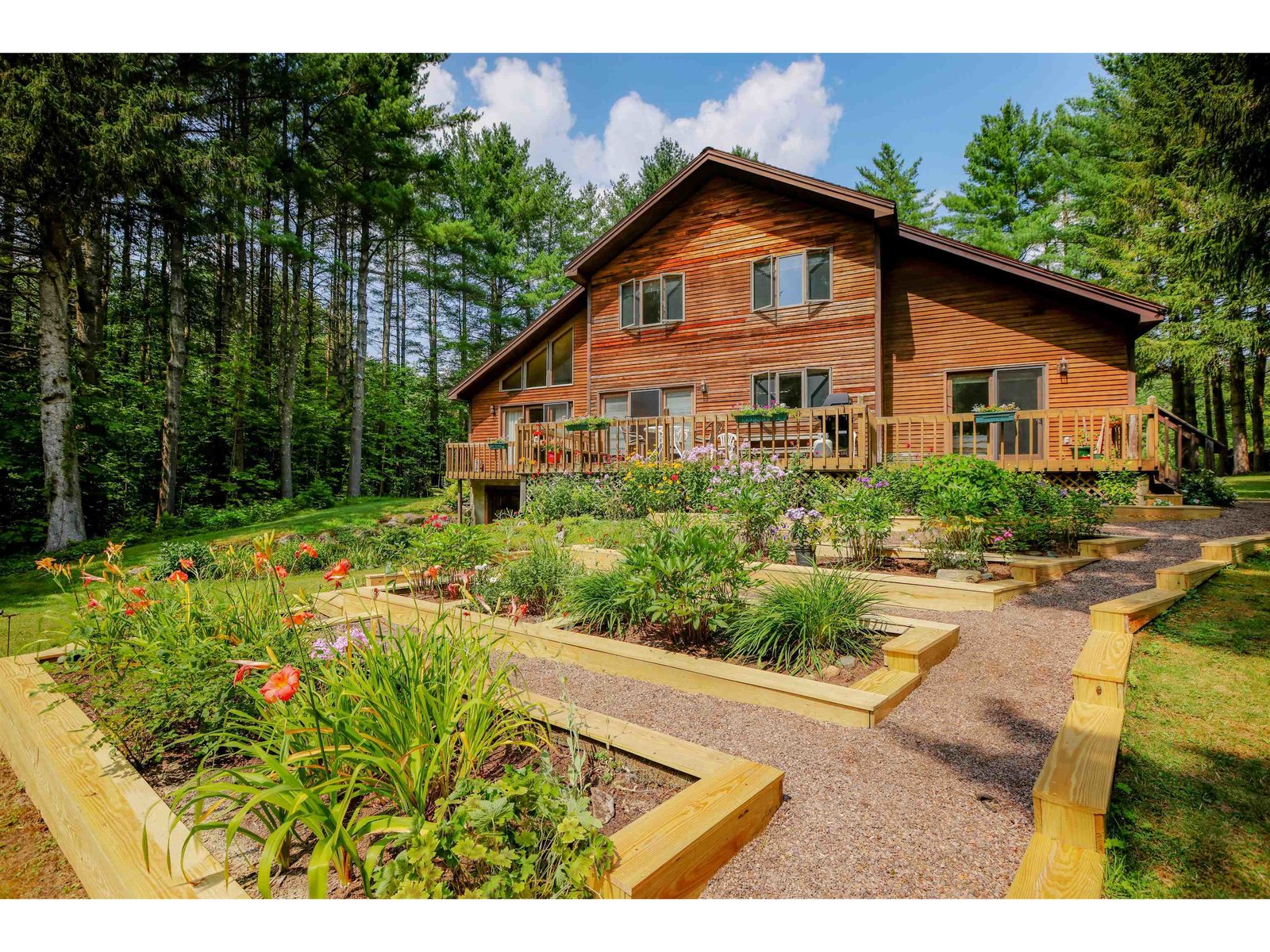 5237 Elmore Mountain Road