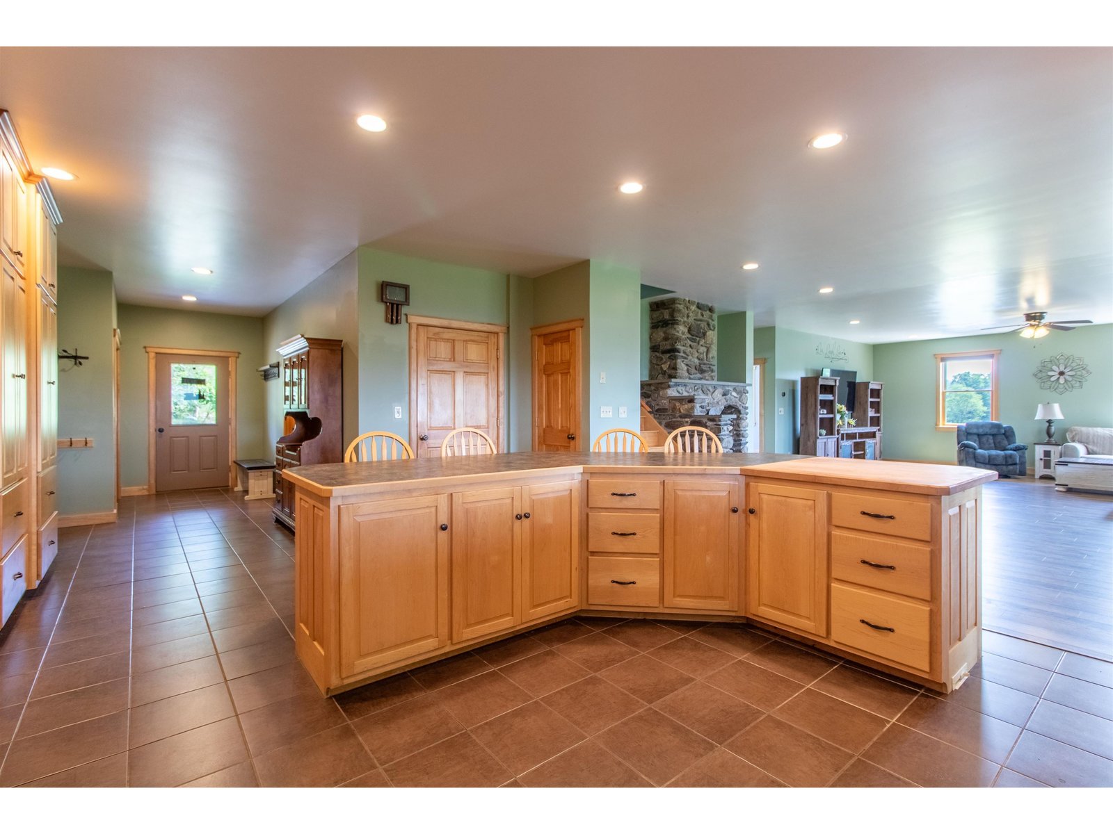 525 Sheldon Brook Road