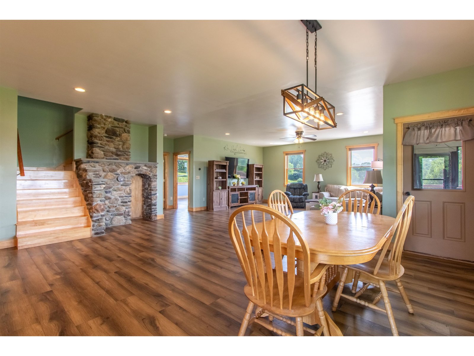 525 Sheldon Brook Road