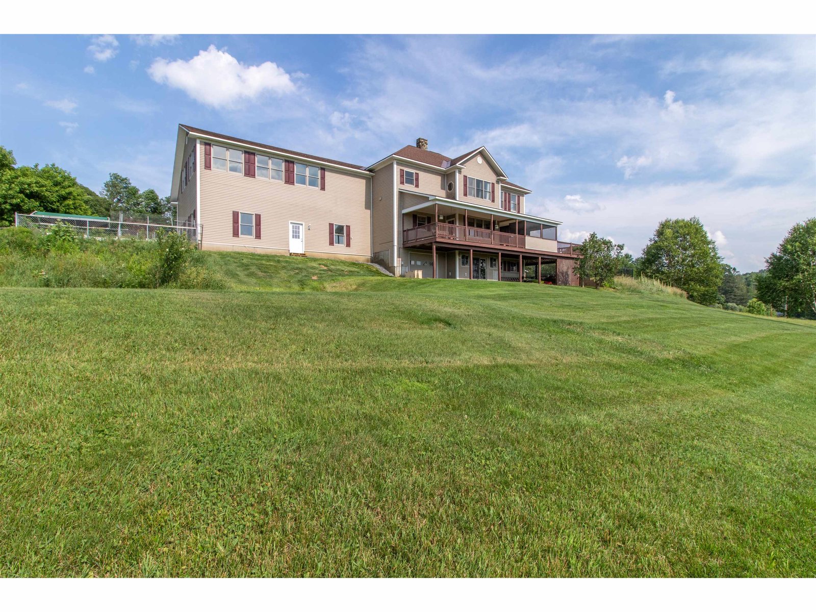 525 Sheldon Brook Road