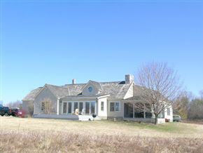 5261 Lake Rd