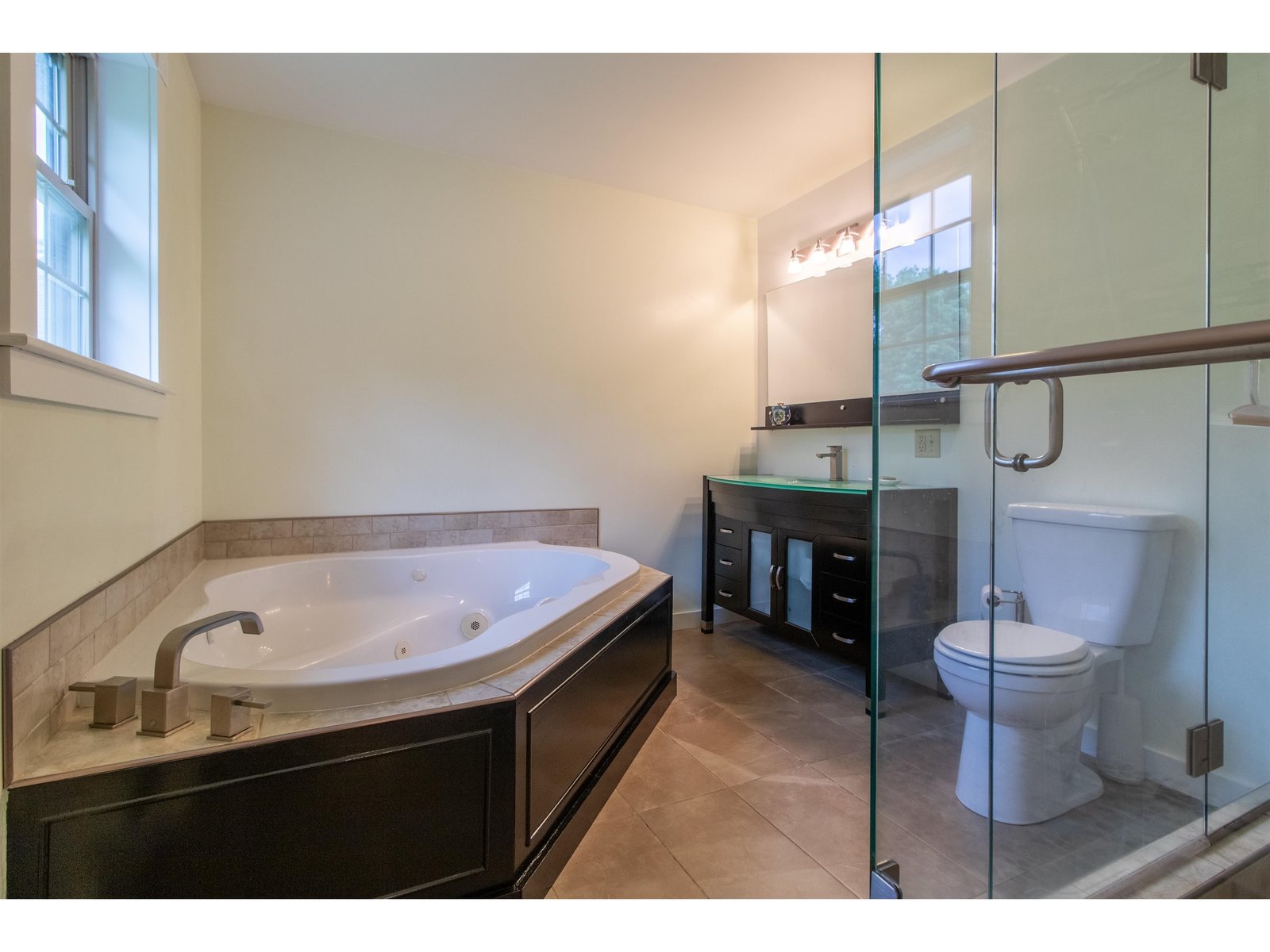 Primary Ensuite Bathroom