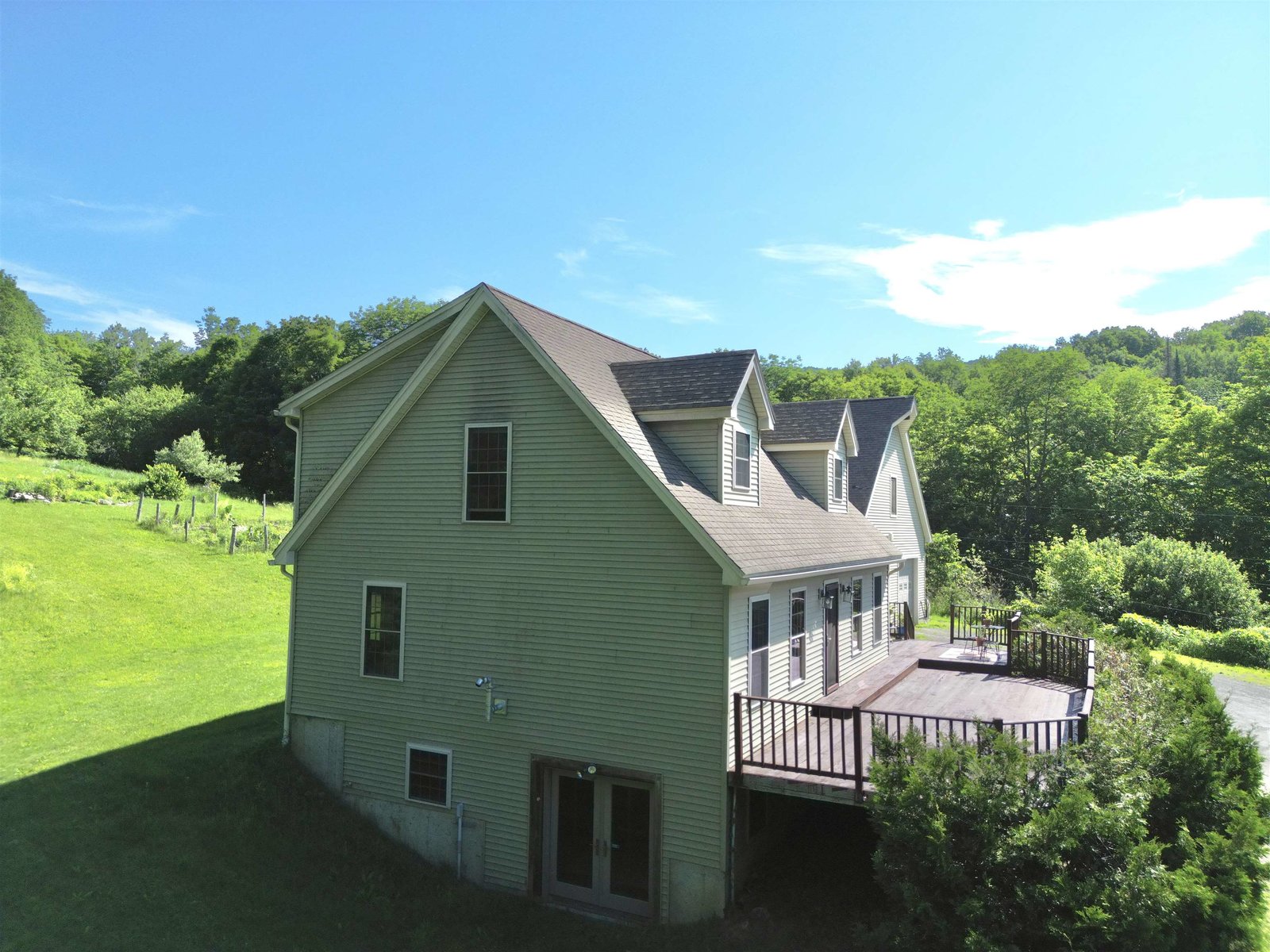 527 Mud Hollow Road