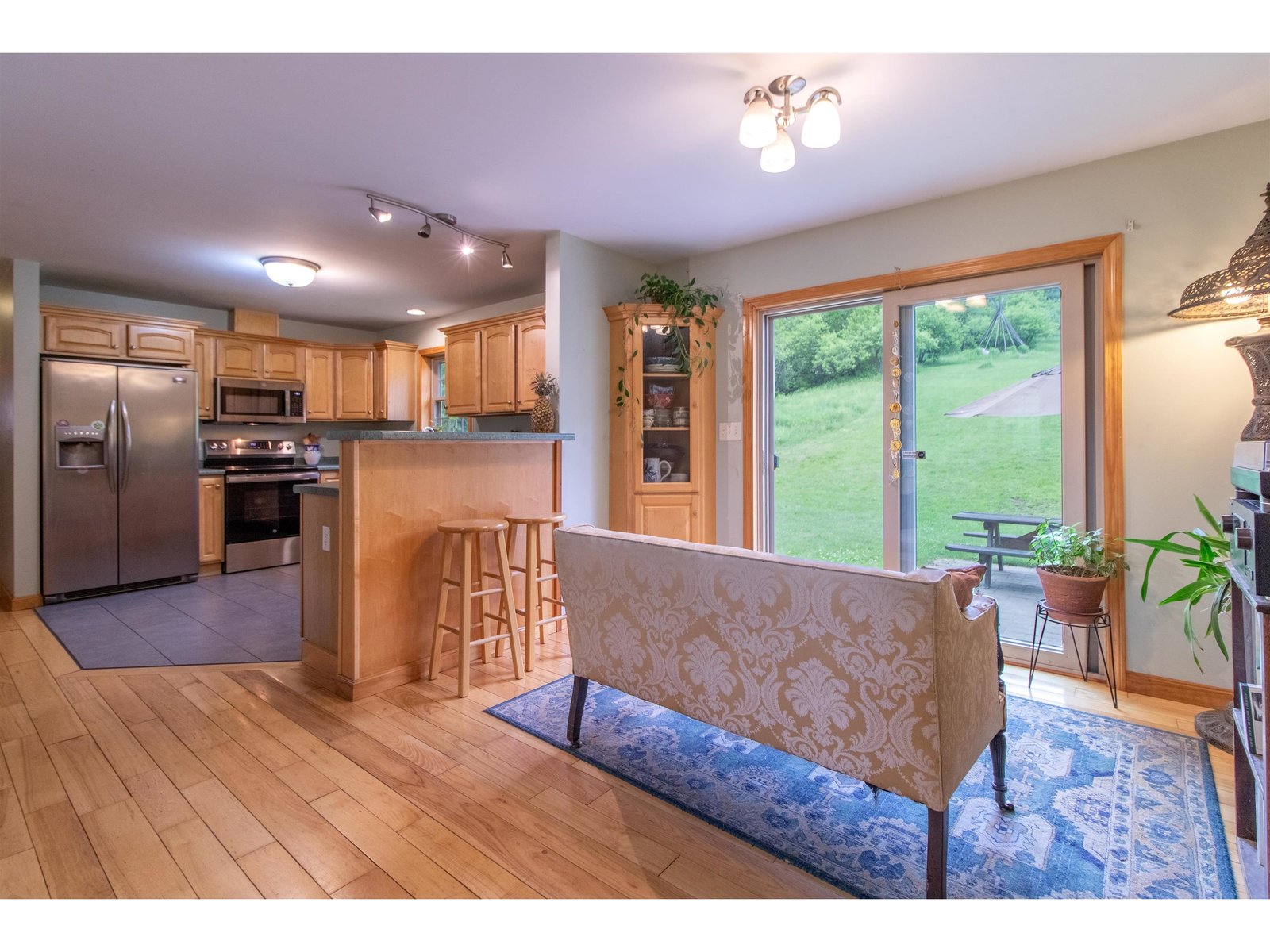 527 Mud Hollow Road