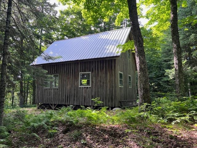 528 Paradise Lane