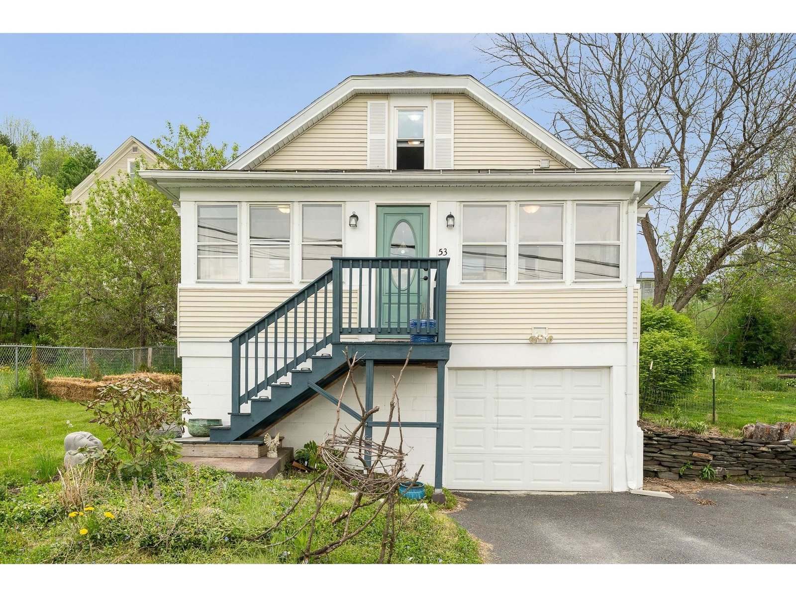 53 Bassett Street
