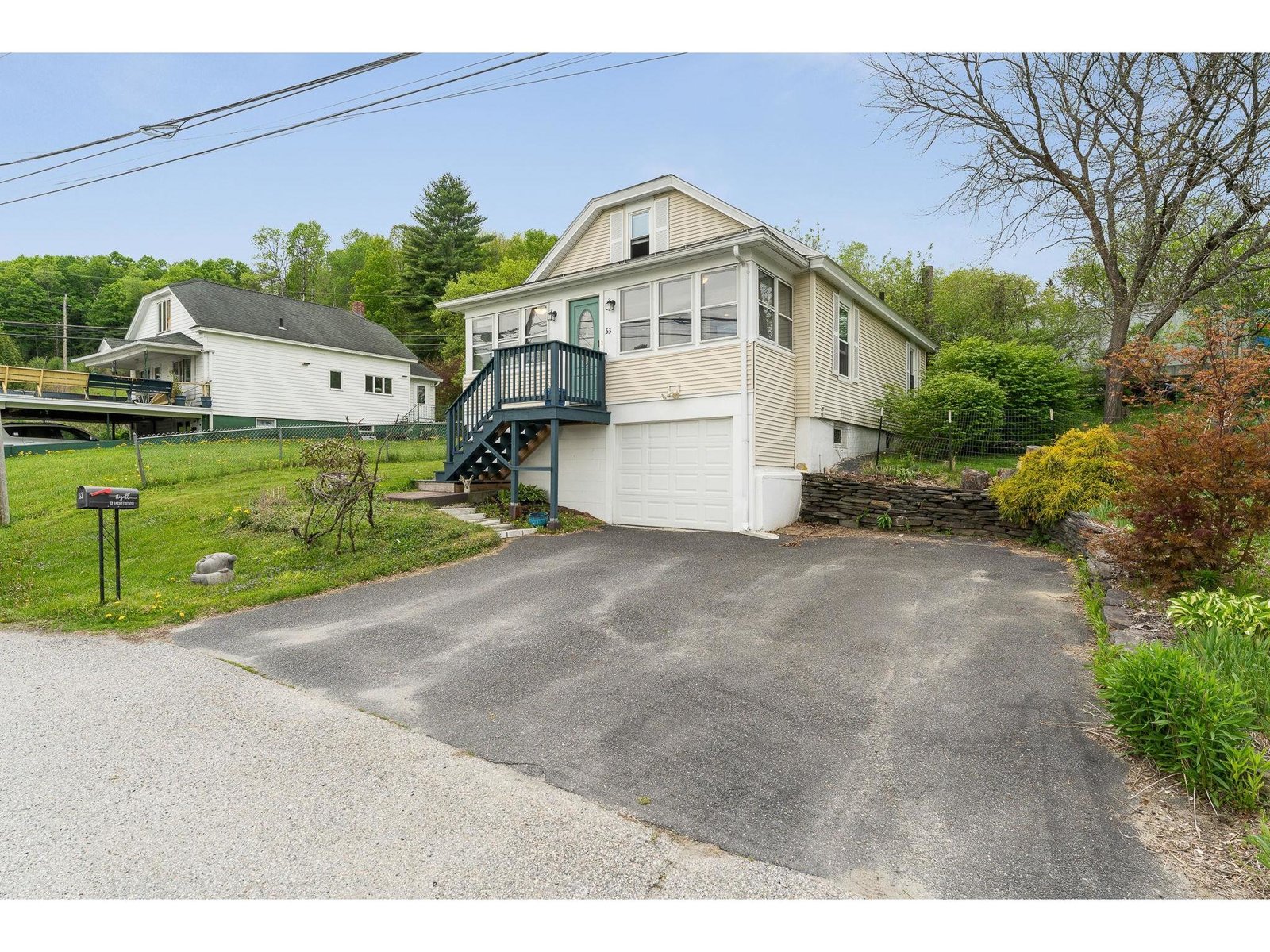 53 Bassett Street