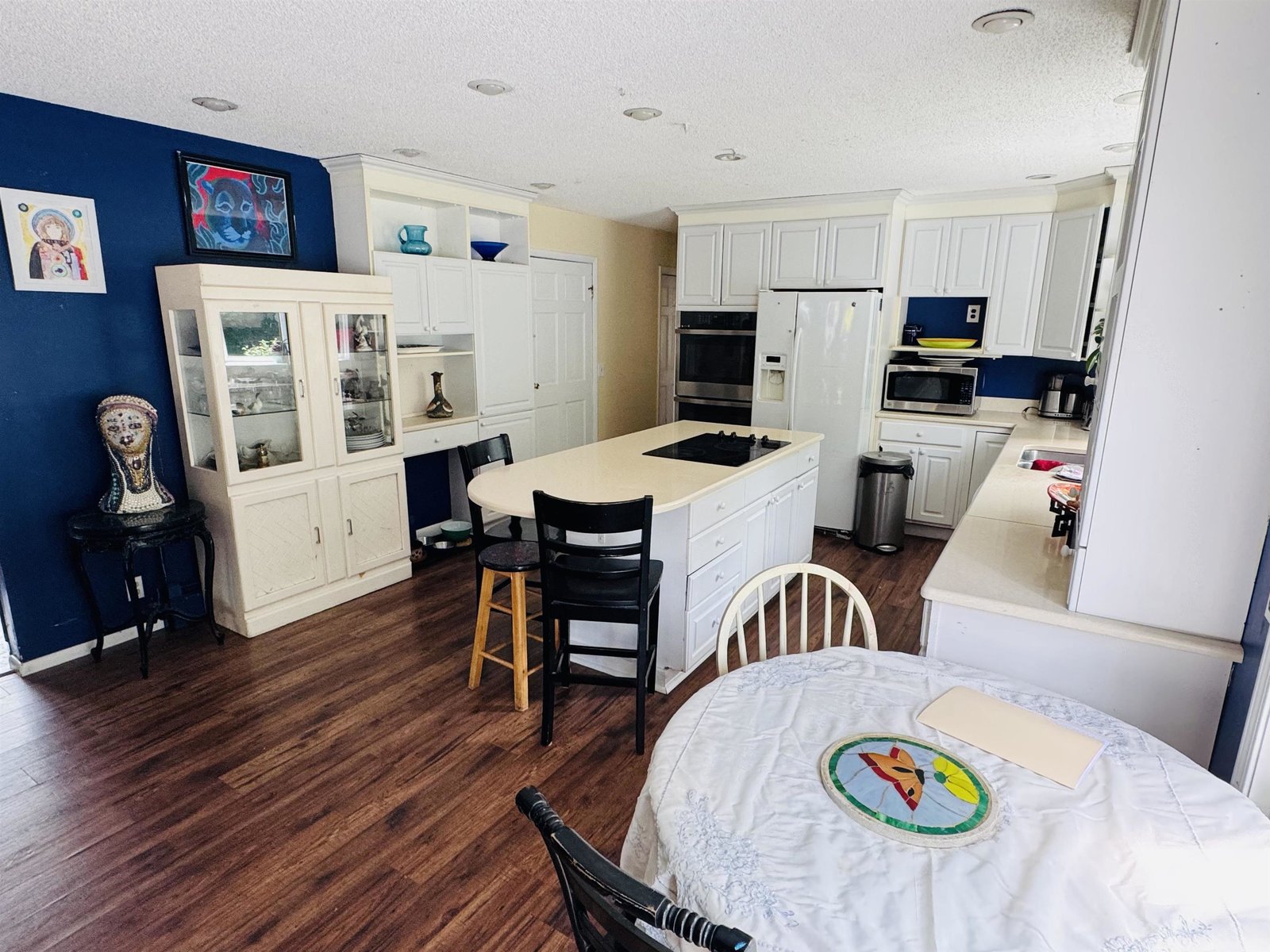 An Inviting Kitchen