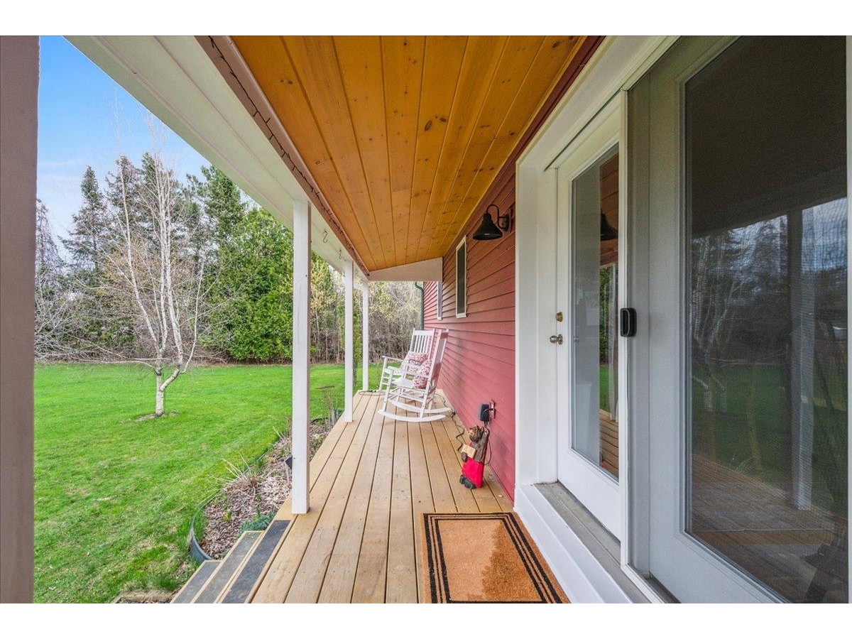 53 Moccasin Avenue