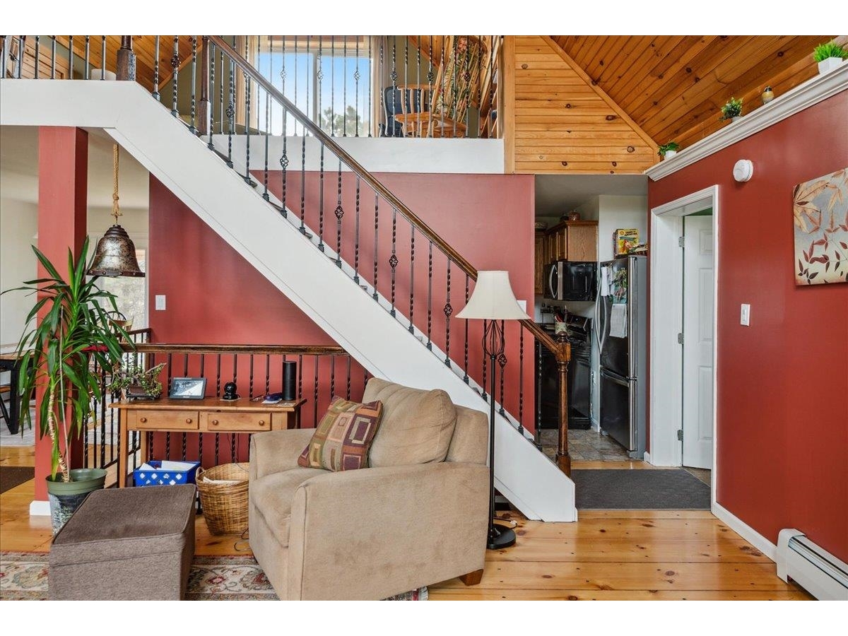 53 Moccasin Avenue