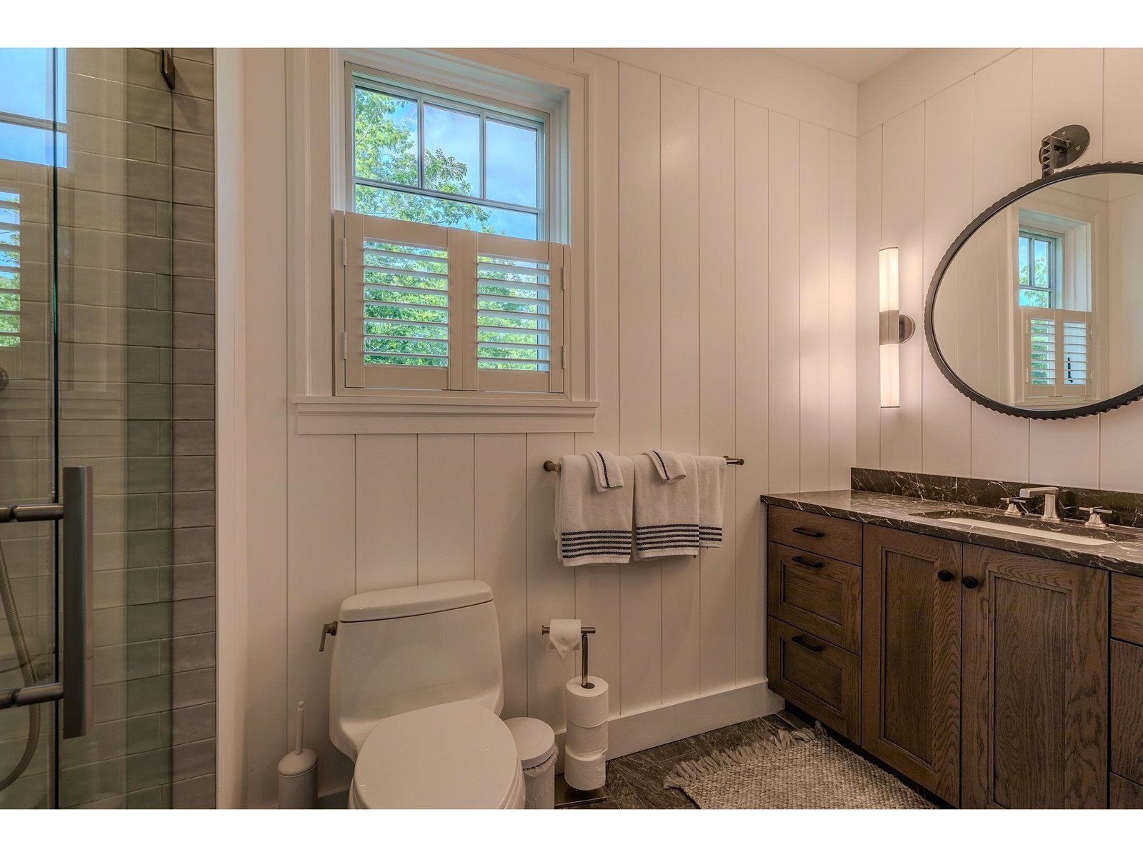 Suite's bath