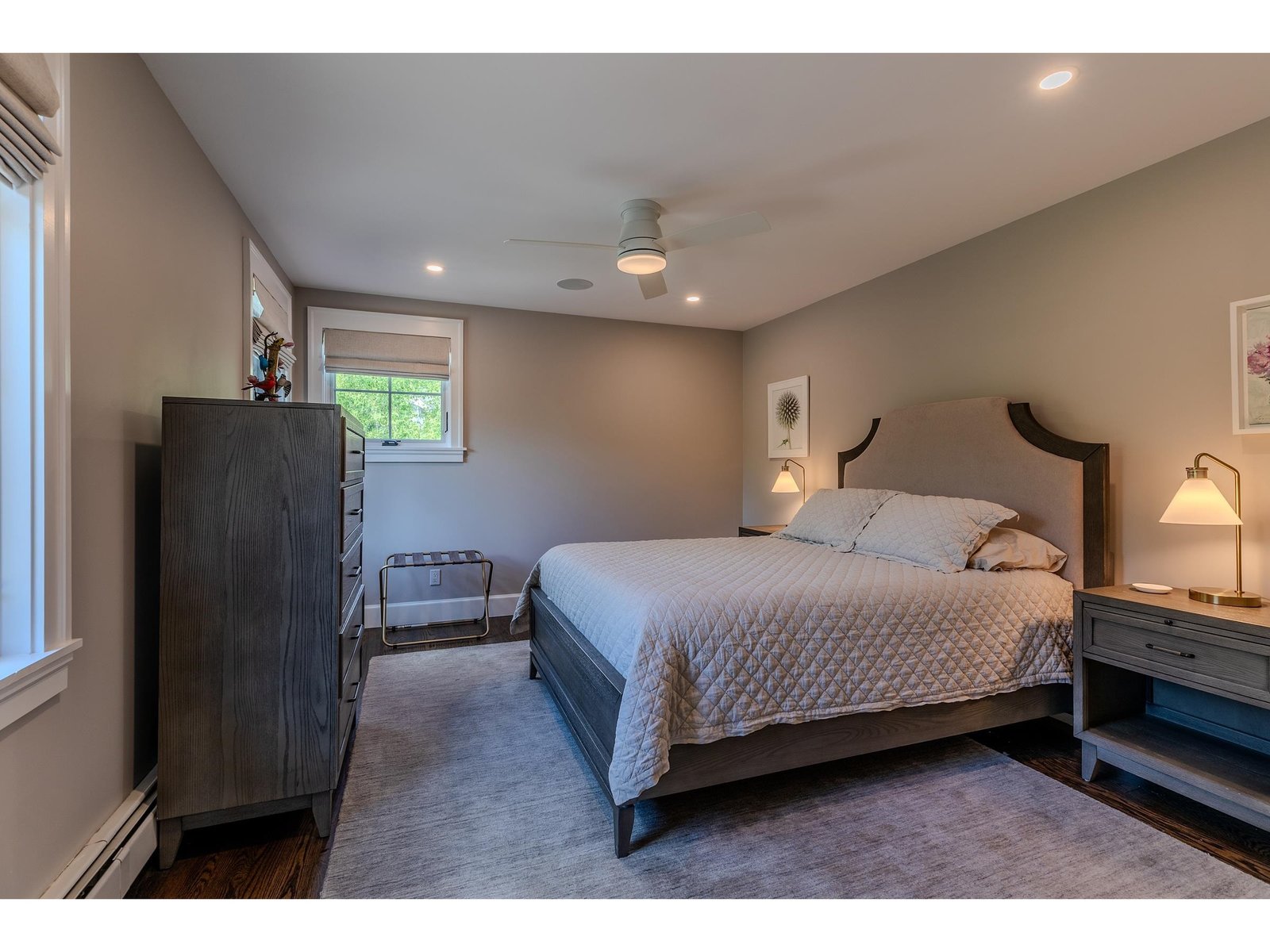 South bedroom suite