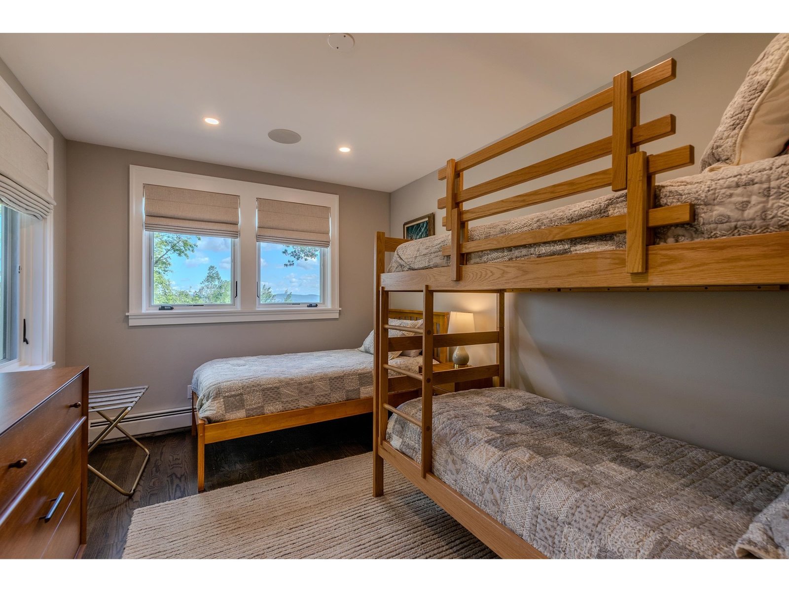 Upper bunkroom
