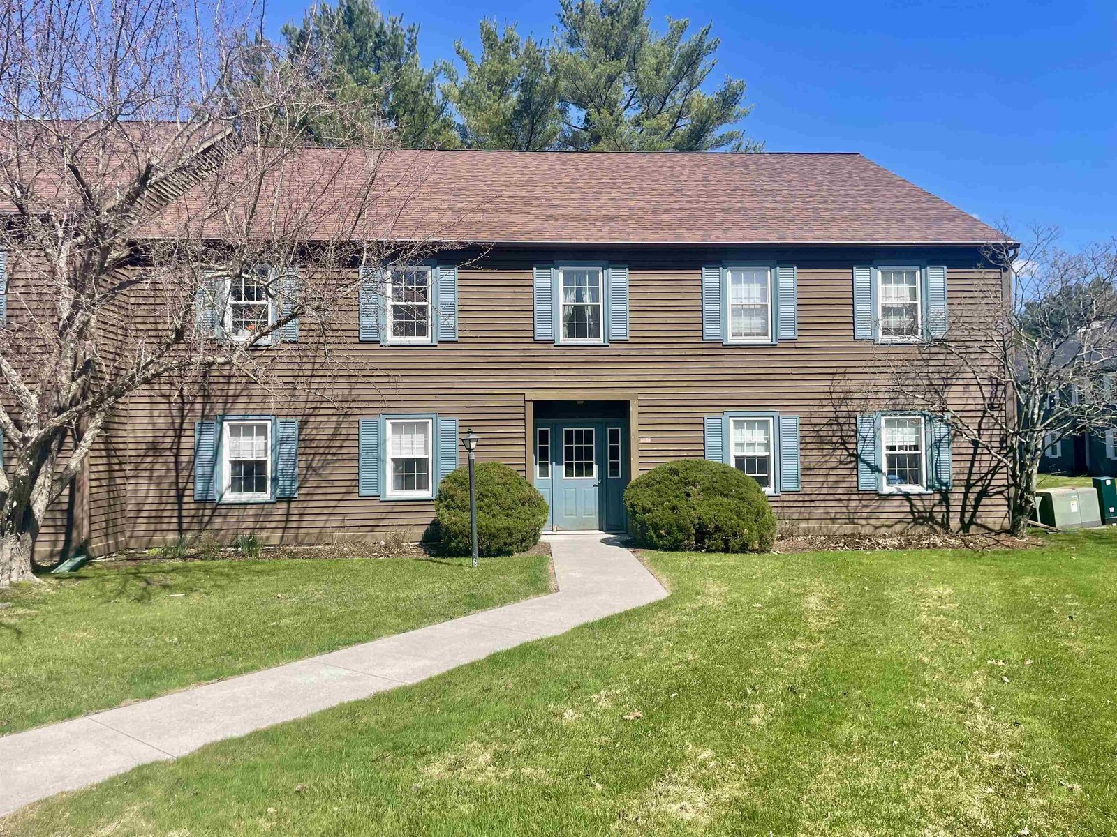 53 Twin Oaks Terrace, South Burlington