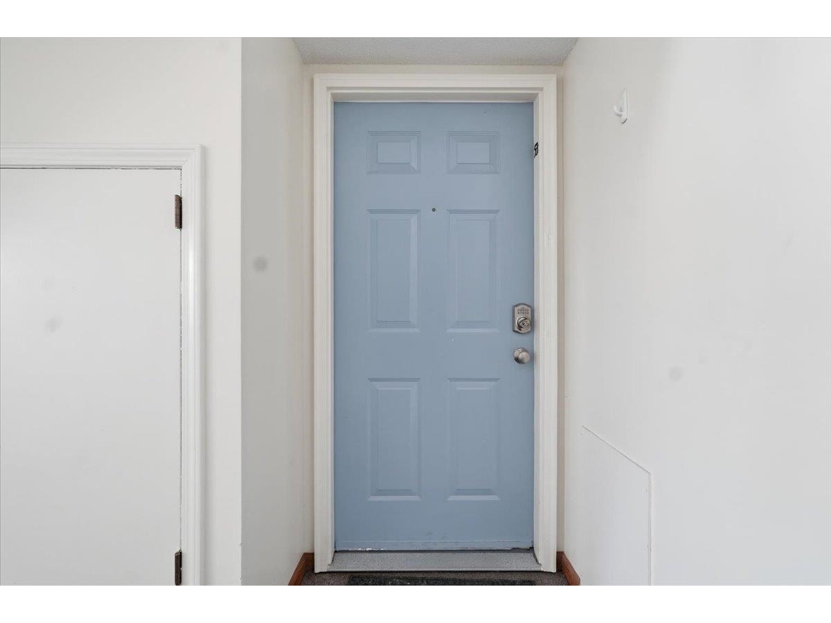53 Twin Oaks Terrace