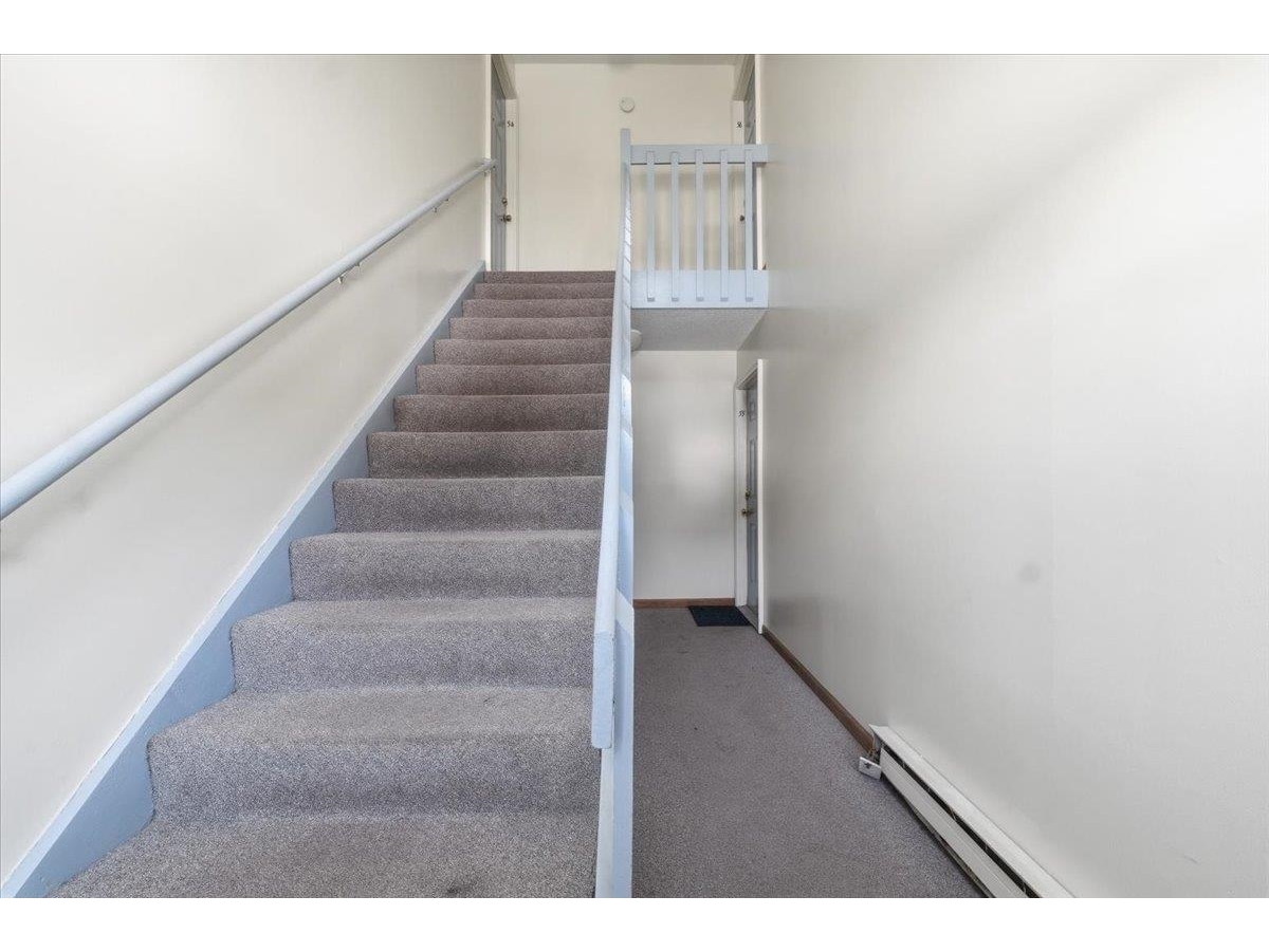 53 Twin Oaks Terrace