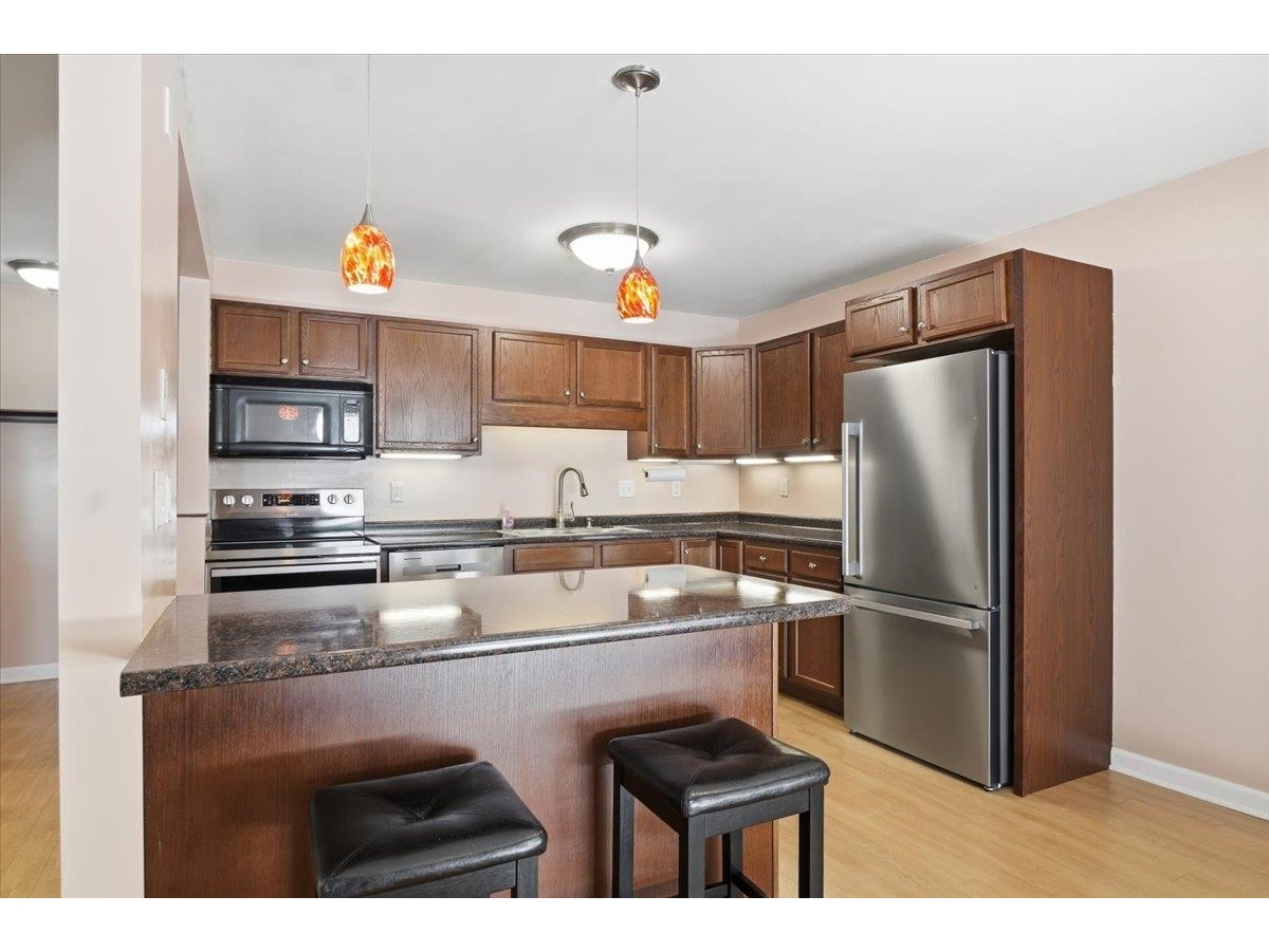 53 Twin Oaks Terrace