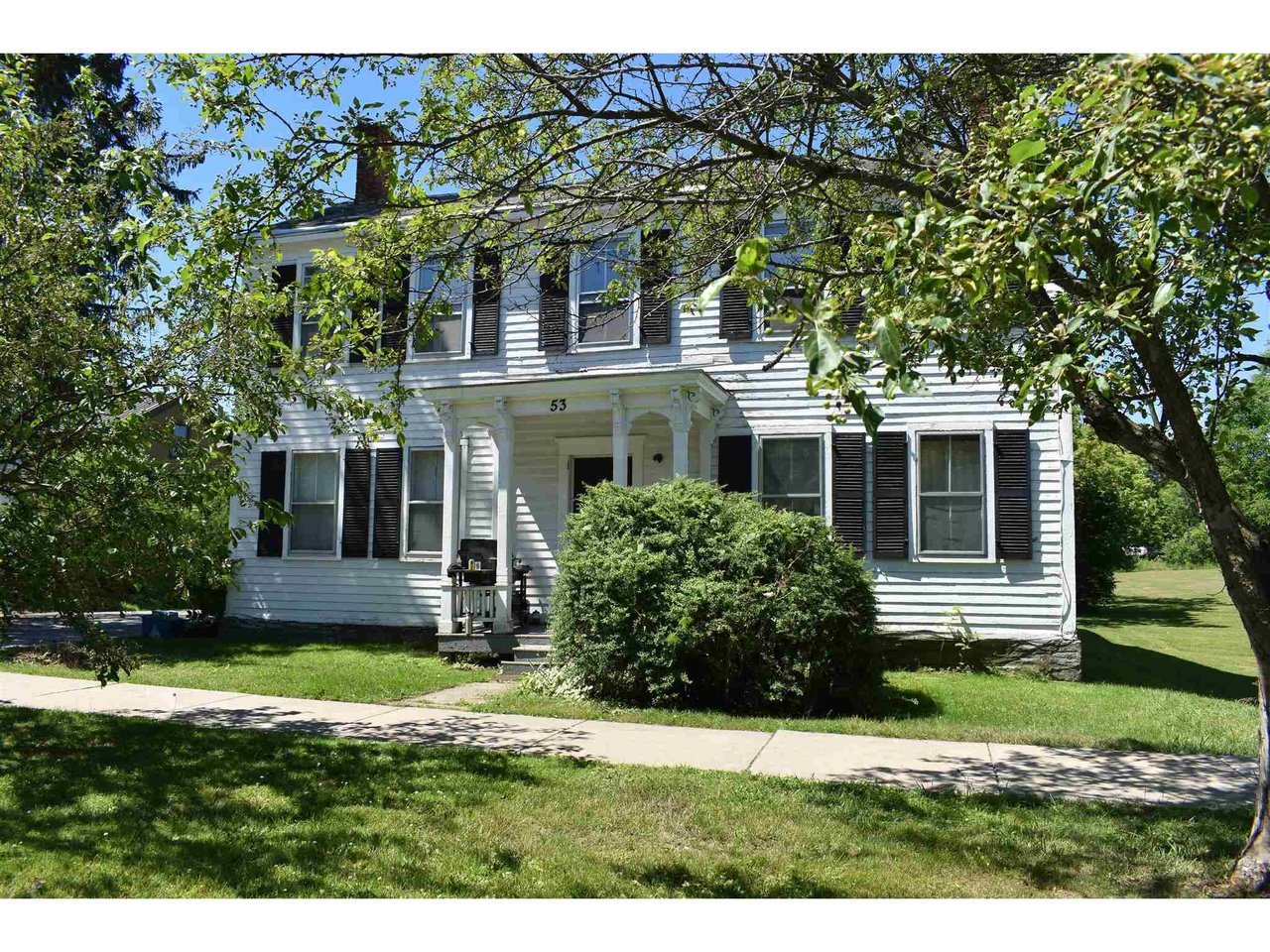 53 Weybridge Street