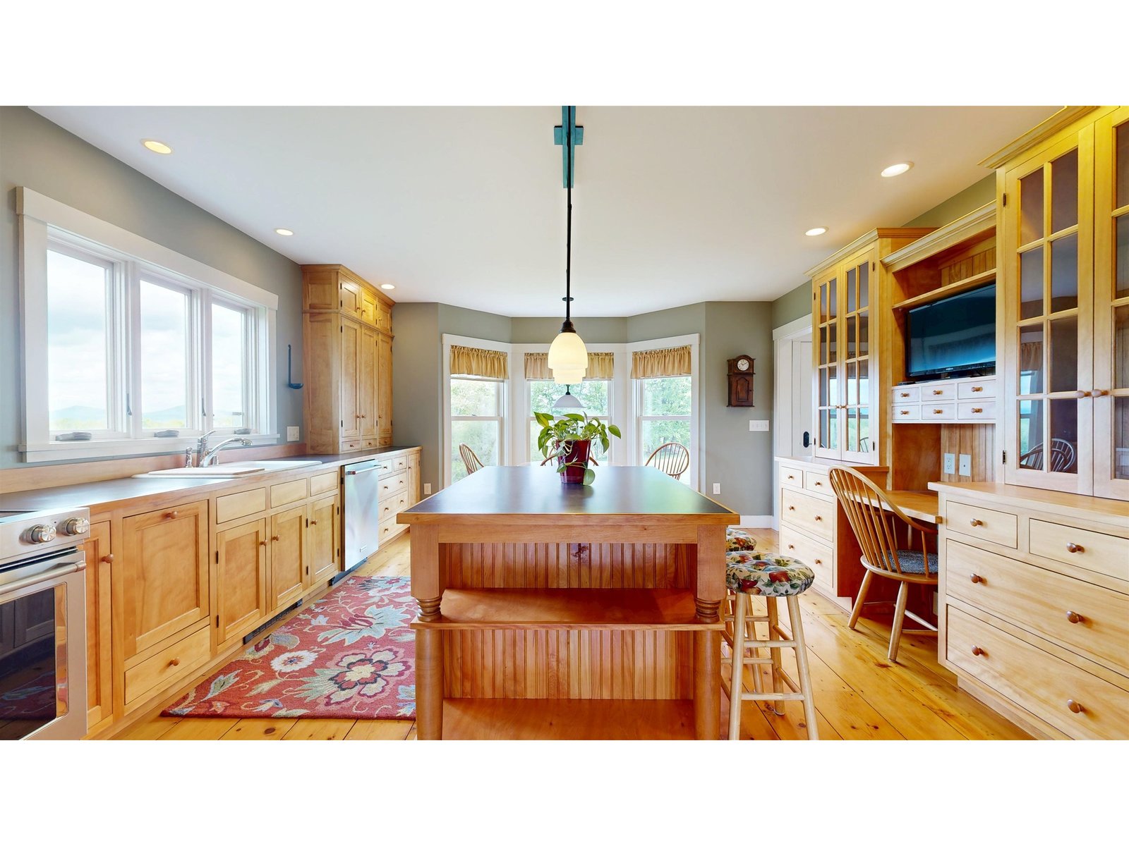 530 Brazier Road