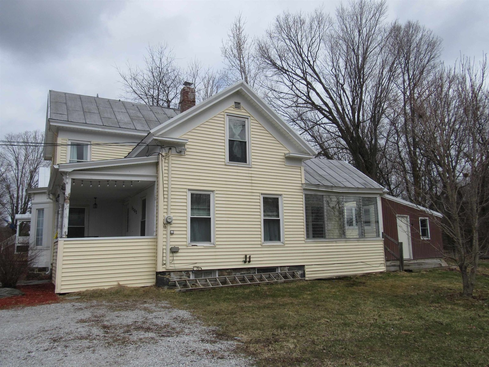 5302 Main Street