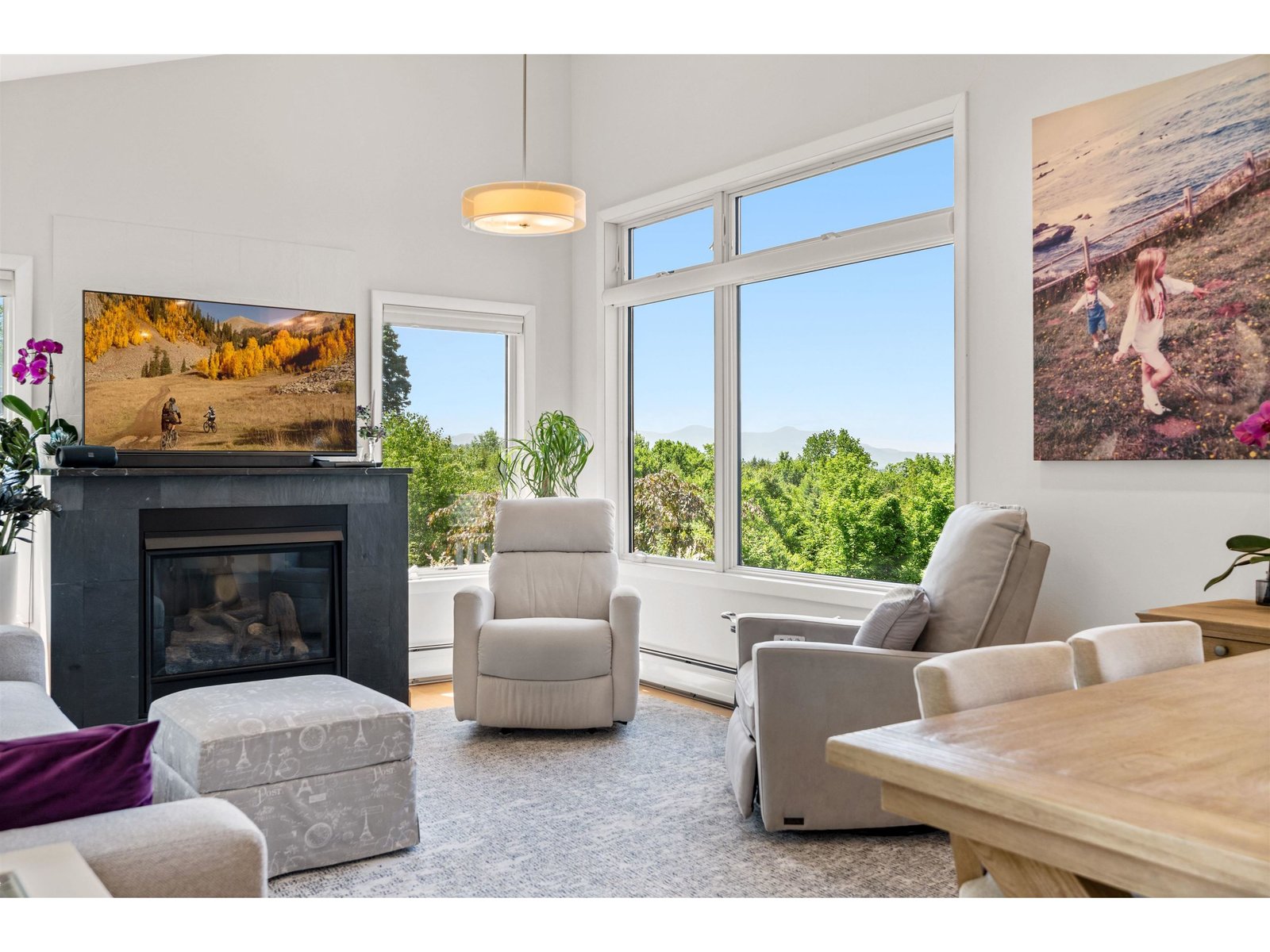 532 Mountain Estates Drive