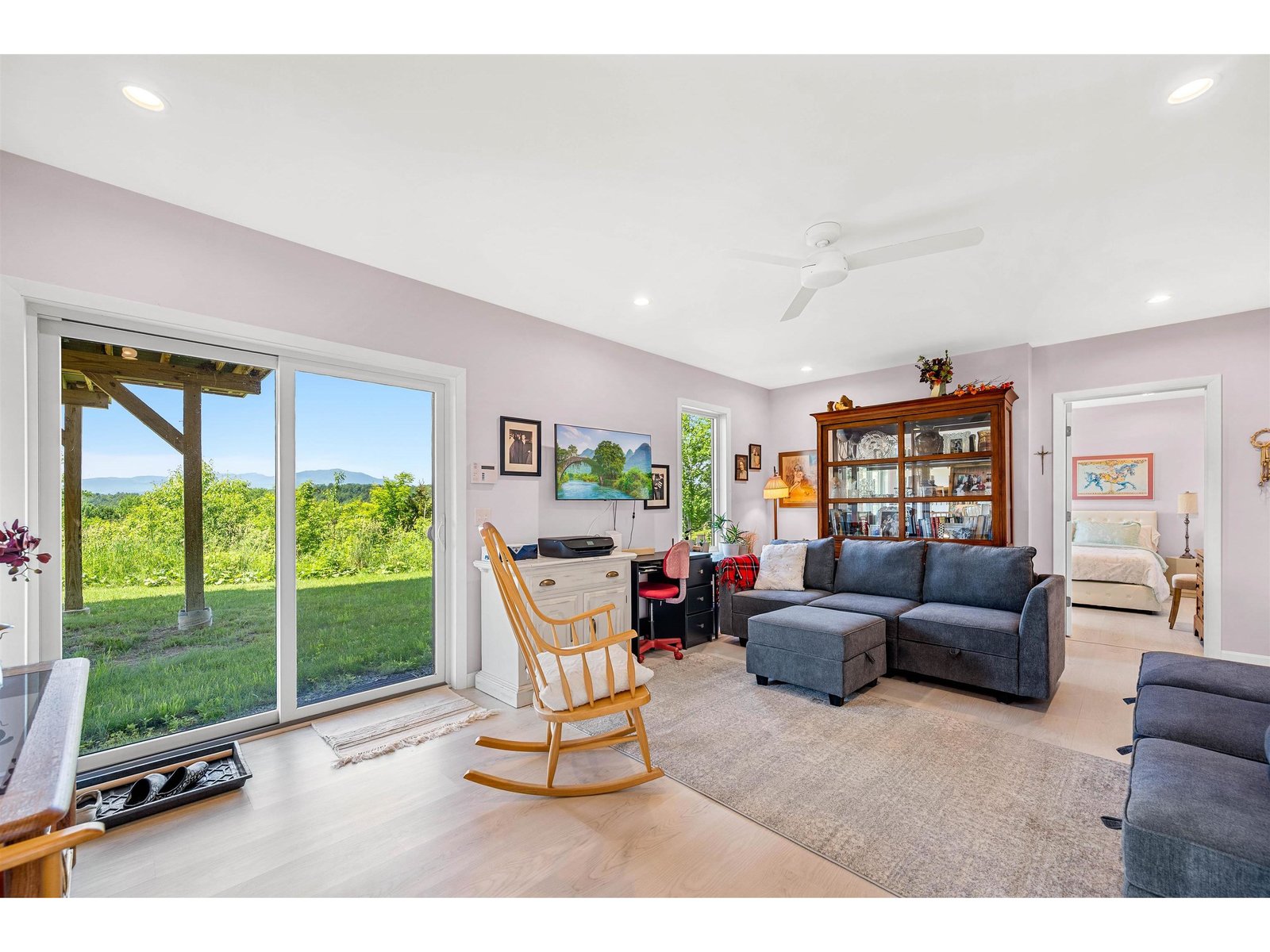 532 Mountain Estates Drive