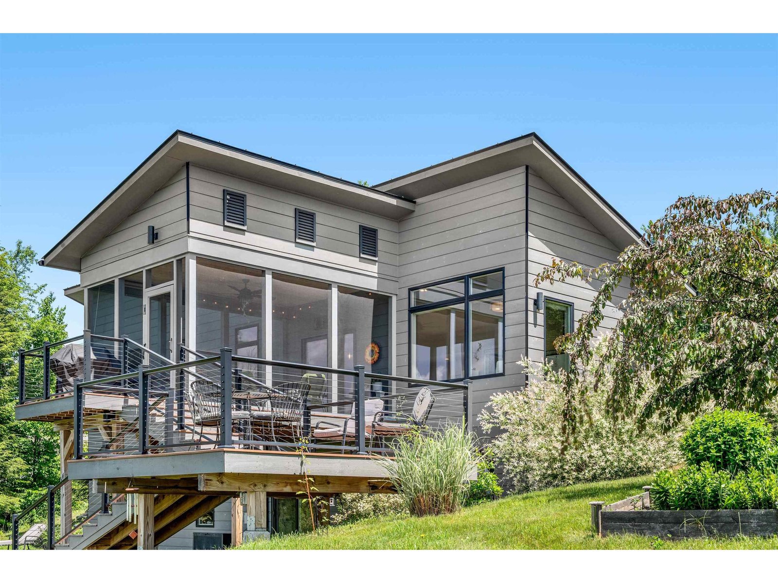 532 Mountain Estates Drive