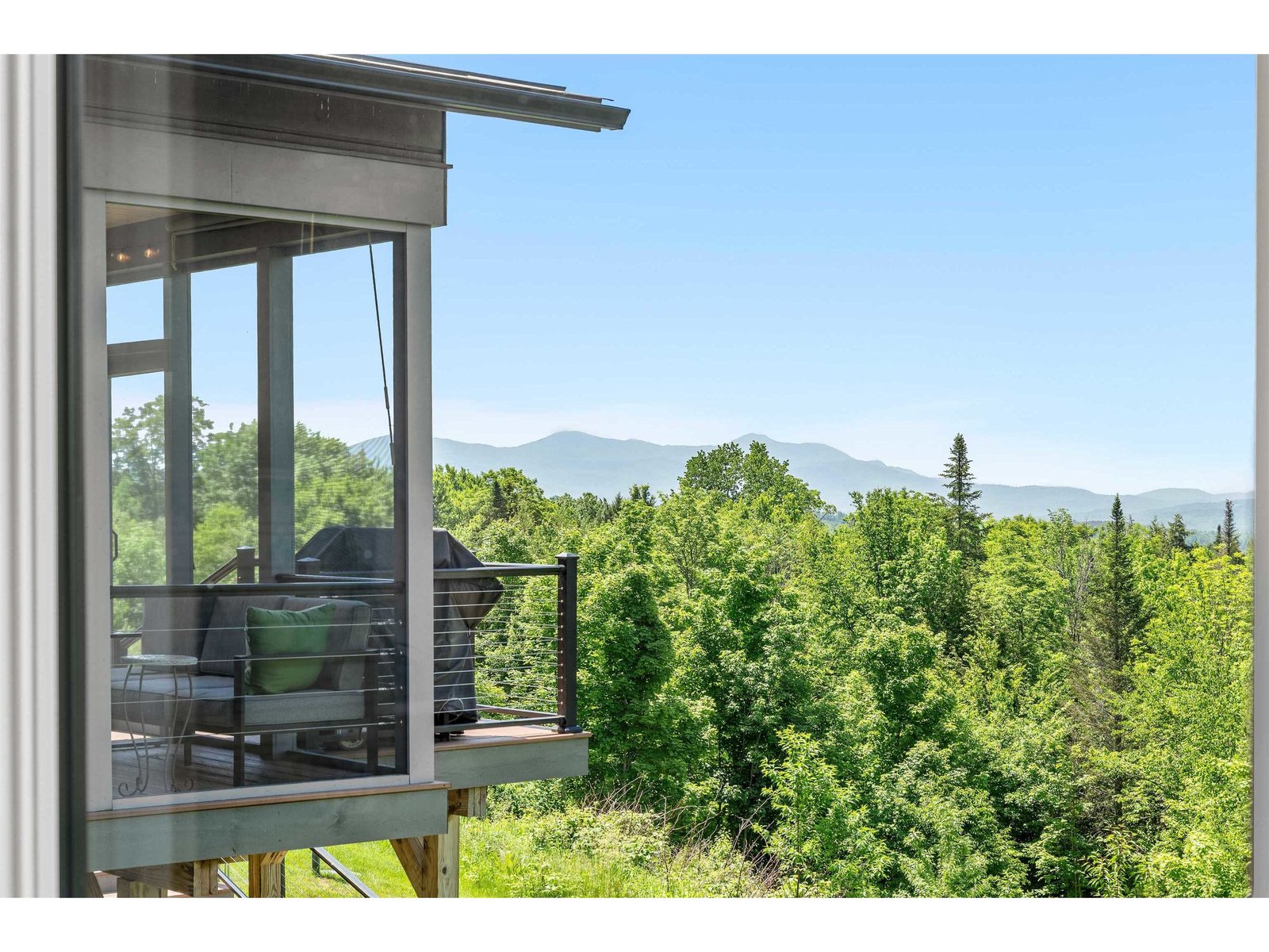 532 Mountain Estates Drive