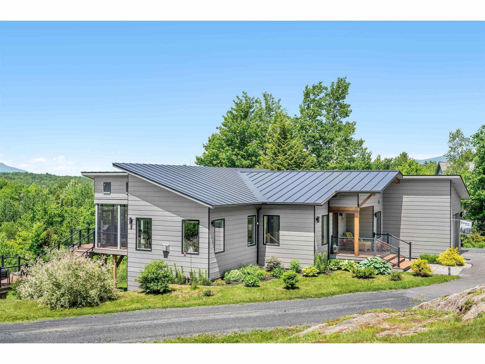 532 Mountain Estates Drive